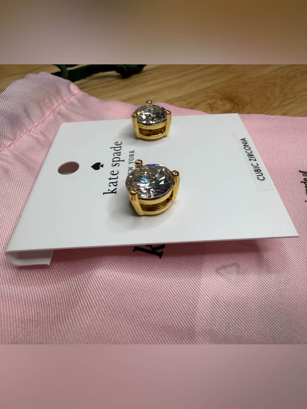 kate spade Rise and Shine Stud Earrings & Dustbag NWT $49 - Picture 5 of 6